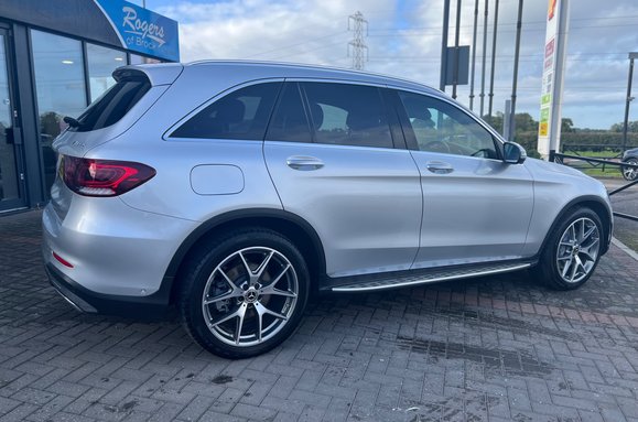 Mercedes-Benz GLC GLC 300 D 4MATIC AMG LINE PREMIUM PLUS 7