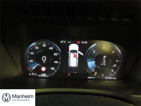 Volvo XC90 2.0 D5 R-Design SUV 5dr Diesel Geartronic 4WD Euro 6 (s/s) (225 ps) 3