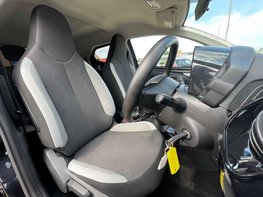 Toyota Aygo 1.0 Aygo X-Press VVT-i 5dr 41