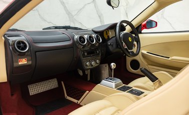 Ferrari F430 Coupe Manual 18