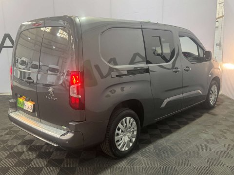 Peugeot Partner 1.5 Partner Professional Premium+ BHDi 7
