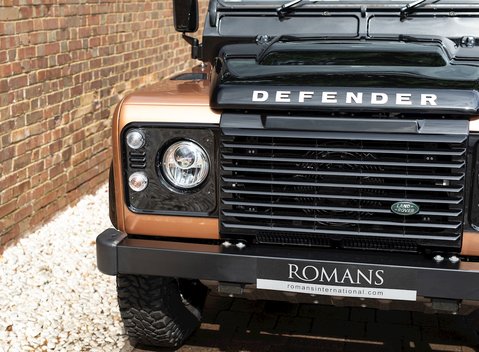 Land Rover Defender 90 Autobiography Edition 22