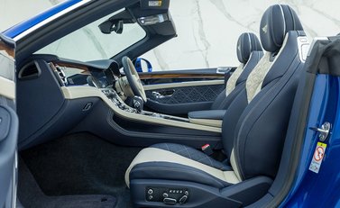 Bentley Continental GT W12 Convertible First Edition 16