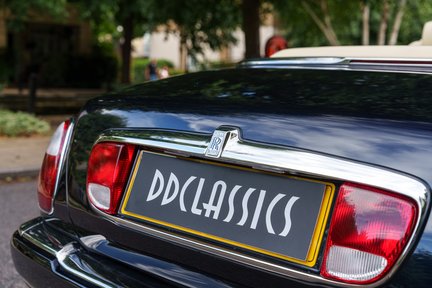 Rolls-Royce Corniche V Convertible 14