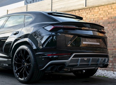 Lamborghini Urus 27