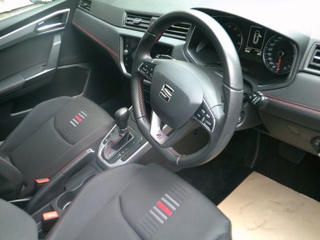 SEAT Arona TSI FR DSG ONLY 36,000 MILES FROM NEW 3