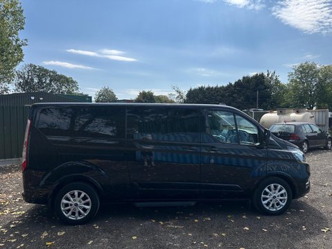 Ford Tourneo Custom 320 TITANIUM ECOBLUE 6