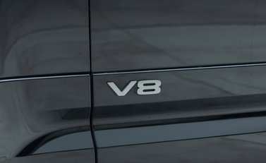 Land Rover Defender 90 V8 P525 29