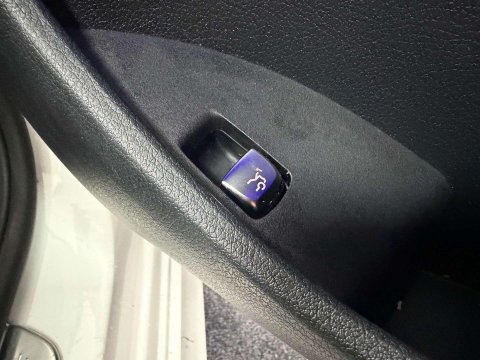 Mercedes-Benz E Class 2.0 E300 GPF AMG Line Coupe 2dr Petrol G-Tronic+ Euro 6 (s/s) (245 ps) 43