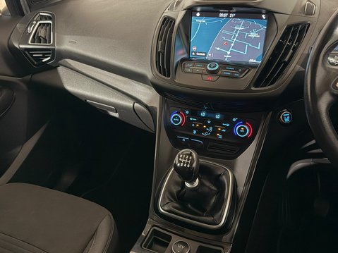 Ford Kuga TITANIUM TDCI 14