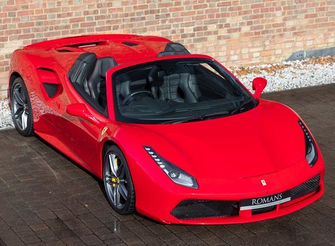 Ferrari 488 Spider 8