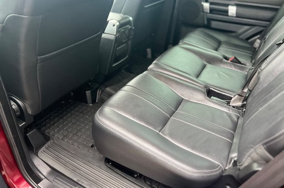 Land Rover Discovery SDV6 SE AUTO 7 SEATER 41