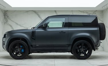 Land Rover Defender 90 V8 CARPATHIAN EDITION 5