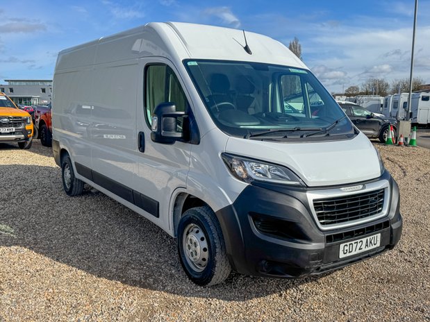 Peugeot Boxer LWB L3H2 [SOLD MM] Medium Roof Pro Premium Plus 335 Air Con Nav Sensors EUR 4