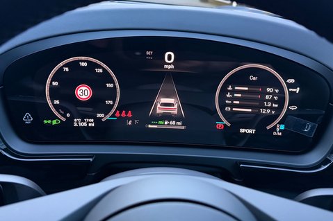 Porsche Cayenne V6 S E-HYBRID BLACK EDITION - PANORAMIC ROOF - AS NEW CONDITION 46