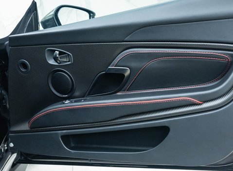 Aston Martin DBS Superleggera 22