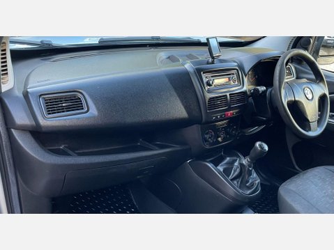 Vauxhall Combo 1.3 CDTi 2000 16v Sportive Panel Van 3dr Diesel Manual FWD L1 H1 (133 g/km, 37