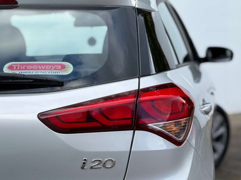 Hyundai i20 1.4 i20 SE MPI 5dr 30