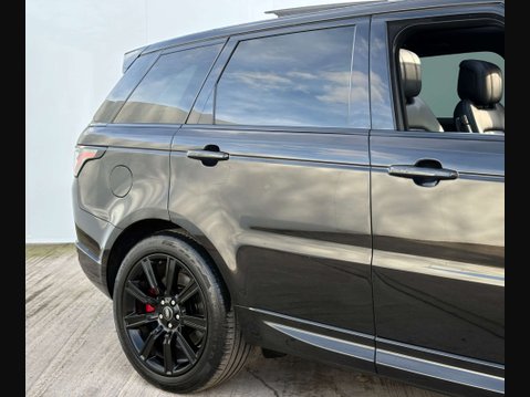 Land Rover Range Rover Sport 2.0 Range Rover Sport HSE Dynamic Black P400e Auto 4WD 5dr 36