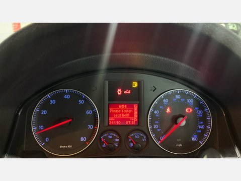 Volkswagen Golf SE 9