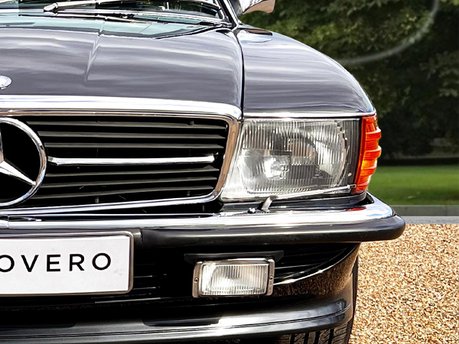 Mercedes-Benz SL Series 300 SL 16