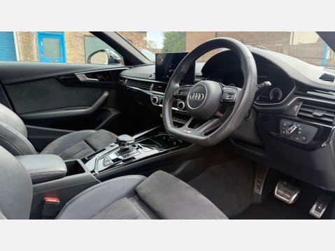 Audi A4 2.0 A4 Black Edition 35 TDI Semi-Auto 5dr 6