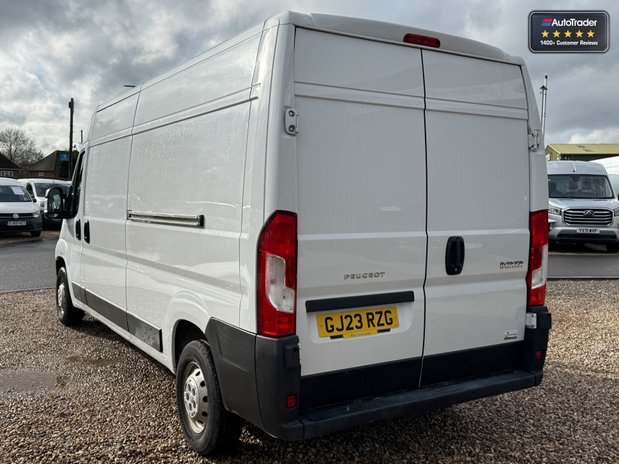 Peugeot Boxer LWB L3H2 Medium Roof Professional Premium Plus 335 SELECT 8