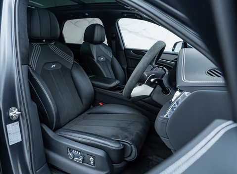 Bentley Bentayga V8 S 13