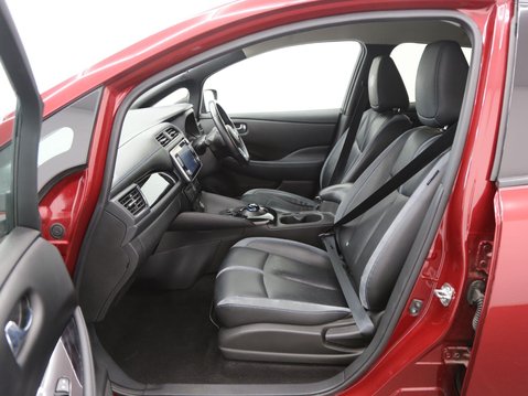 Nissan LEAF 40kWh Tekna Auto 5dr 23