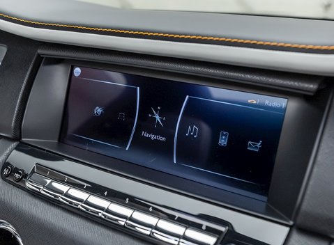 Rolls-Royce Cullinan 21