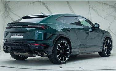 Lamborghini Urus S 6