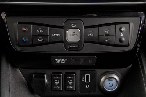 Nissan LEAF N-CONNECTA 38