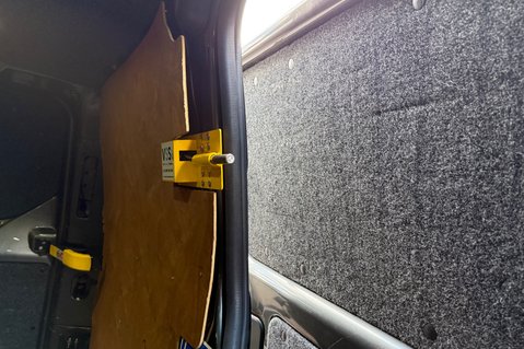 Ford Transit Custom 300 LIMITED L1 H1 AUTOMATIC - NO VAT - WETBELT CHANGED - 4 NEW BRIDGESTONES 49