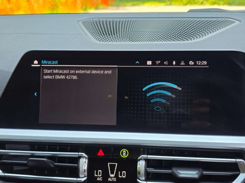 BMW 3 Series 2.0 318d M Sport Auto 5dr 25