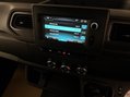 Nissan NV400 2.3 dCi 35 Tekna FWD L3 H2 Euro 6 5dr 12