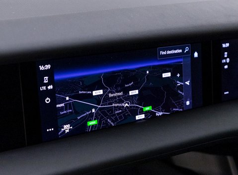 Porsche Taycan 4S Cross Turismo 21