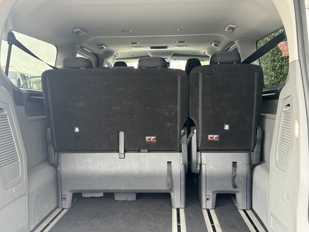 Ford Tourneo Custom Titanium Luxe | 9 Seat | Auto | L2 LWB | 320 | Euro 6 | £31,993 + vat 10