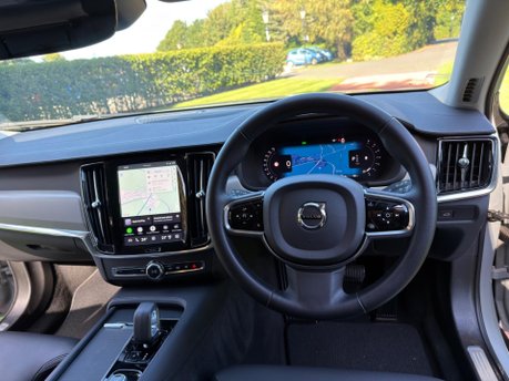 Volvo V90 B4 CROSS COUNTRY PLUS AWD 40