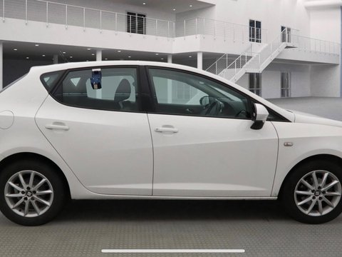 SEAT Ibiza 1.0 SE Euro 6 5dr 3
