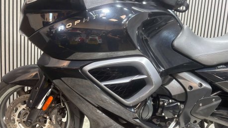 Triumph Trophy 1200 SE 2015 42K FULLY KITTED TOURER MOT COMES SERVICED WARRANTY 35
