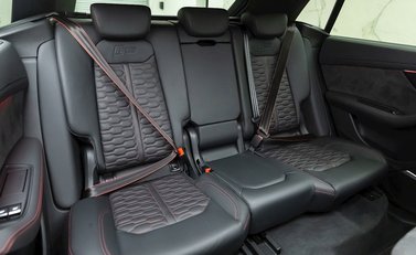 Audi RS Q8 Vorsprung 11