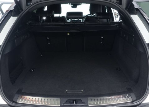 Land Rover Range Rover Velar 2.0 Range Rover Velar SE PHEV Auto 4WD 5dr 56