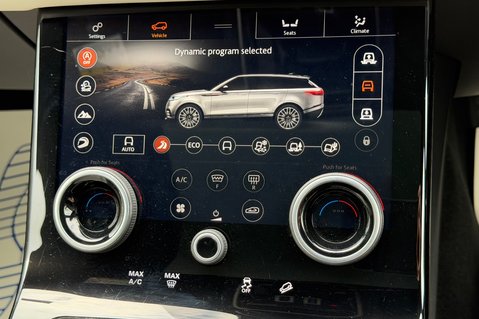 Land Rover Range Rover Velar FIRST EDITION - HUGE SPEC - PAN ROOF -1600W MERIDIAN -AIR SUSPENSION 57
