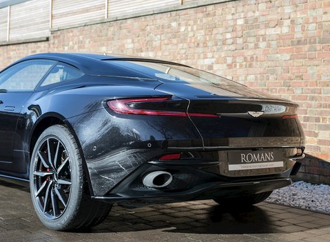 Aston Martin DB11 Launch Edition 22