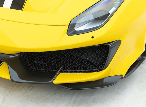 Ferrari 488 Pista 22