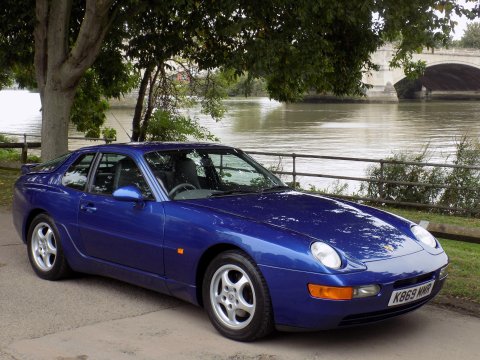 Porsche 968 COUPE 77