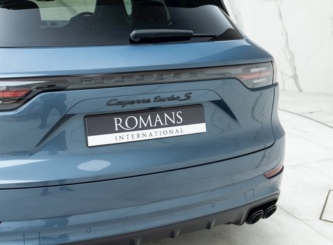Porsche Cayenne TURBO S E-HYBRID 24