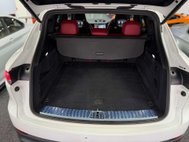 Porsche Cayenne 3.0 V6 E-Hybrid 14.1kWh SUV 5dr Petrol Plug-in Hybrid TiptronicS 4WD Euro 6 57