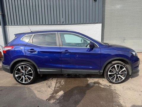 Nissan Qashqai 1.2 DIG-T Tekna 2WD Euro 6 (s/s) 5dr 7