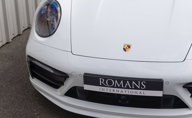 Porsche 911 (992) Carrera 4S 23